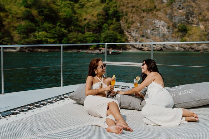 Krabi: 4 Island Luxury Yacht with Snorkelling & Clear Kayaking - Food, music, and the yacht’s comfortable side
