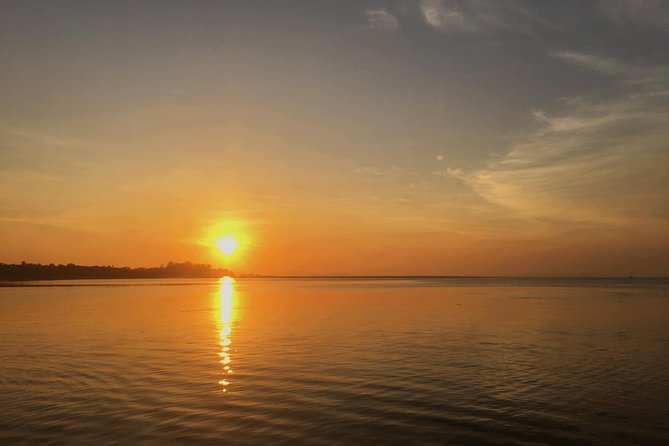 Krabi 4 Island Tour: Private Long-tail Boat Charter - What the captain does, and what a guide adds