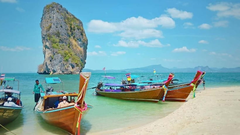 Krabi: 4 Islands Hopping & Snorkeling Tour - Tup Island and the changing sandbar