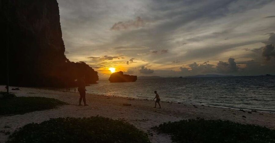 Krabi: 7 Island Sunset With BBQ & Plankton Speed Boat Tour - Key points to know before booking