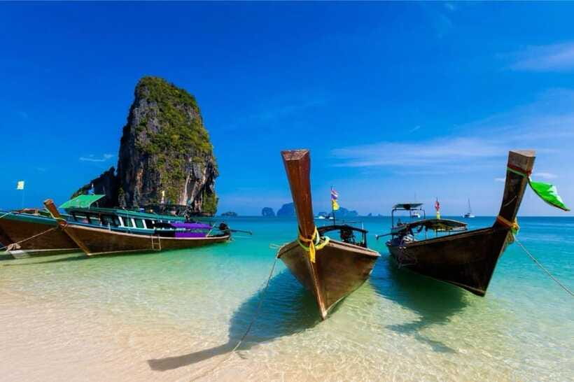 Krabi: 7-Island Tour by Longtail Boat with Sunset - Tup Island and the changing beach conditions