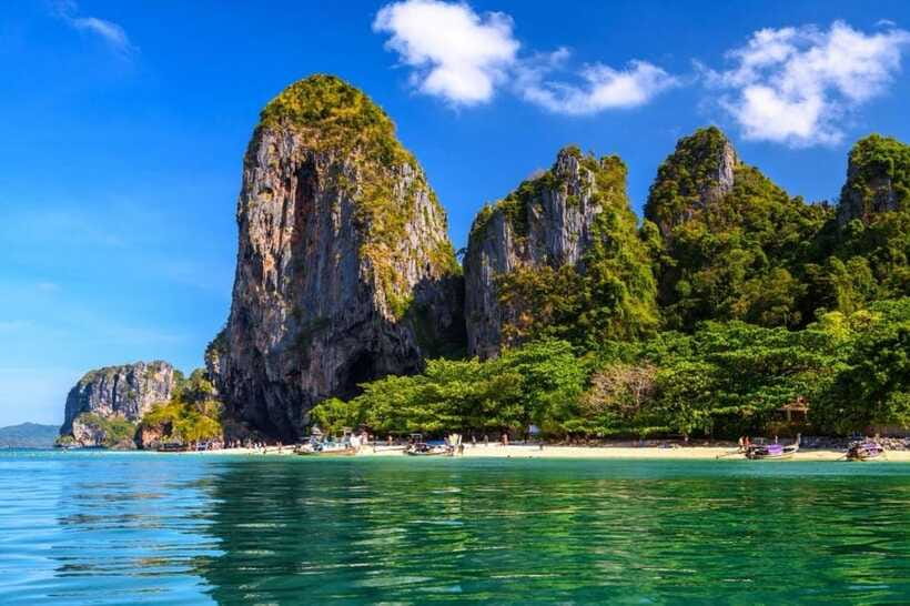 Krabi: 7-Island Tour by Longtail Boat with Sunset - Lunch, sunset, and the late return to Krabi