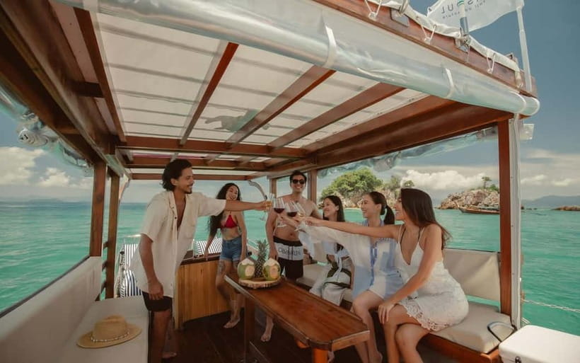 Krabi: 7 Island Tour by Luxury Longtail Boat with Snorkeling - Railay Bay begins the coastal show