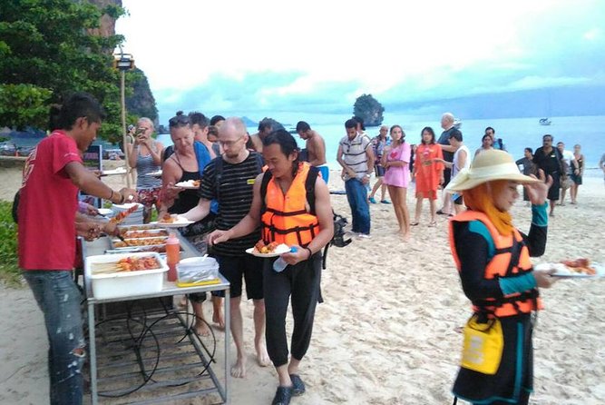Krabi 7 Islands Sunset and Bioluminescence Tour Include BBQ Dinner - Bioluminescent water after dark