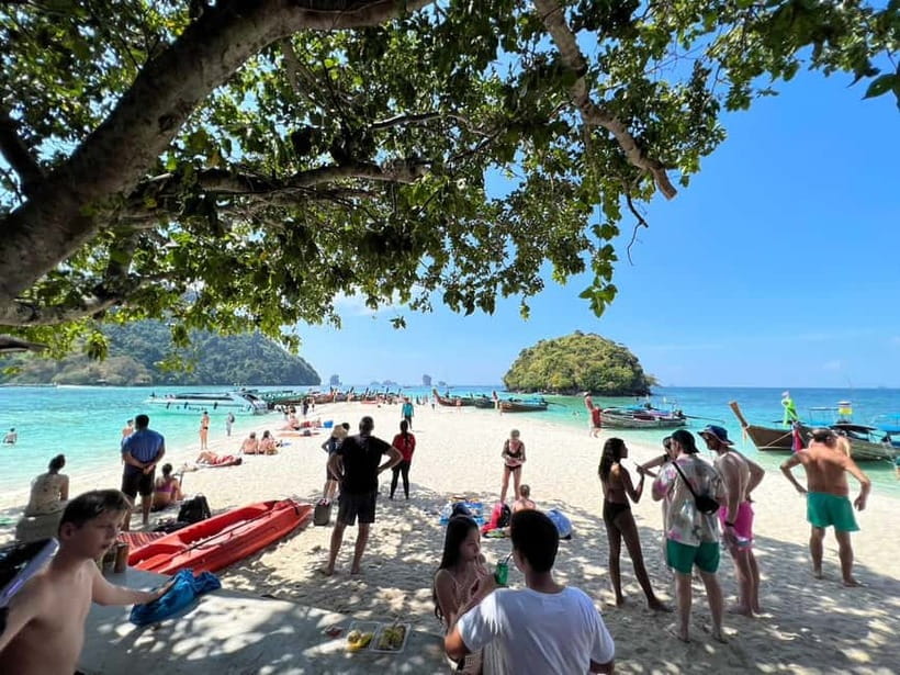 Krabi: 7 Islands Sunset by Longtail Boat with Snorkeling - Crowds, guides, and the group-tour tradeoff