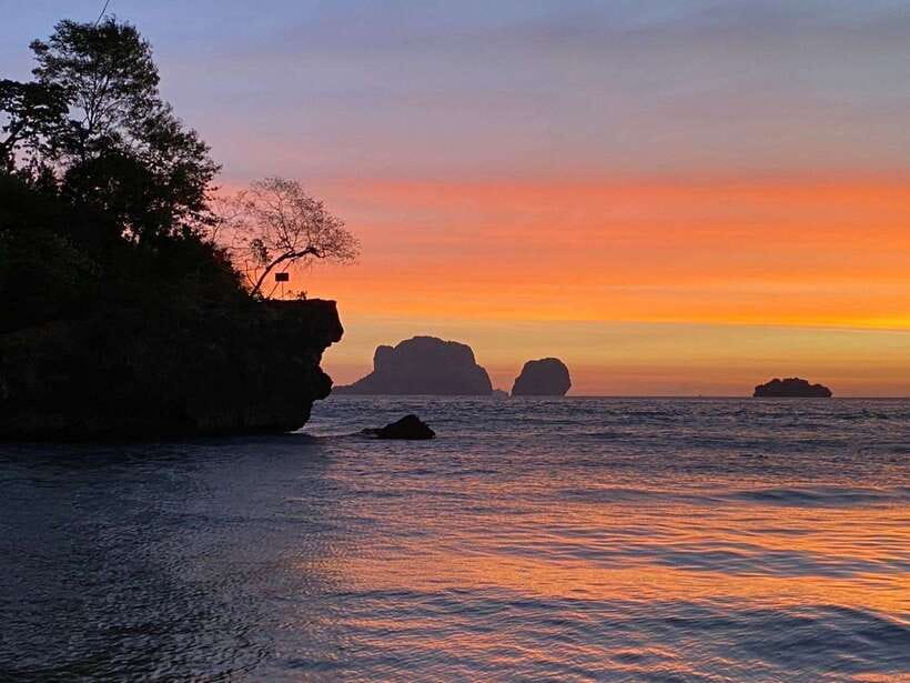 Krabi: 7 Islands Sunset Tour & BBQ & Bioluminescent Plankton - Pickup and departure from Krabi