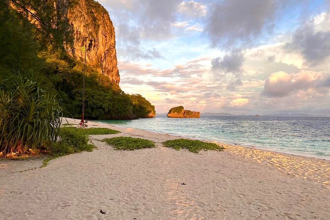 Krabi 7 Islands Sunset Tour with Bioluminescent Plankton + BBQ - Key points to know before booking