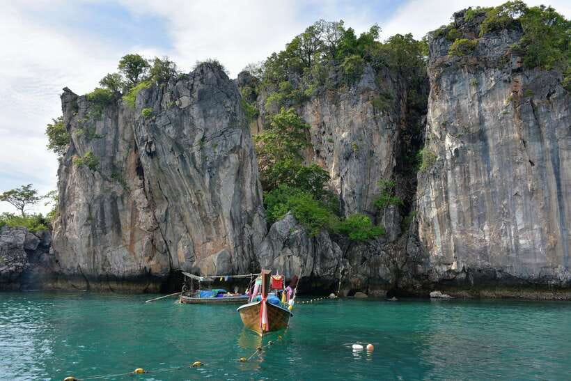 Krabi: 7 Islands Sunset Tour with Buffet Dinner & Snorkeling - What the $39 price really covers