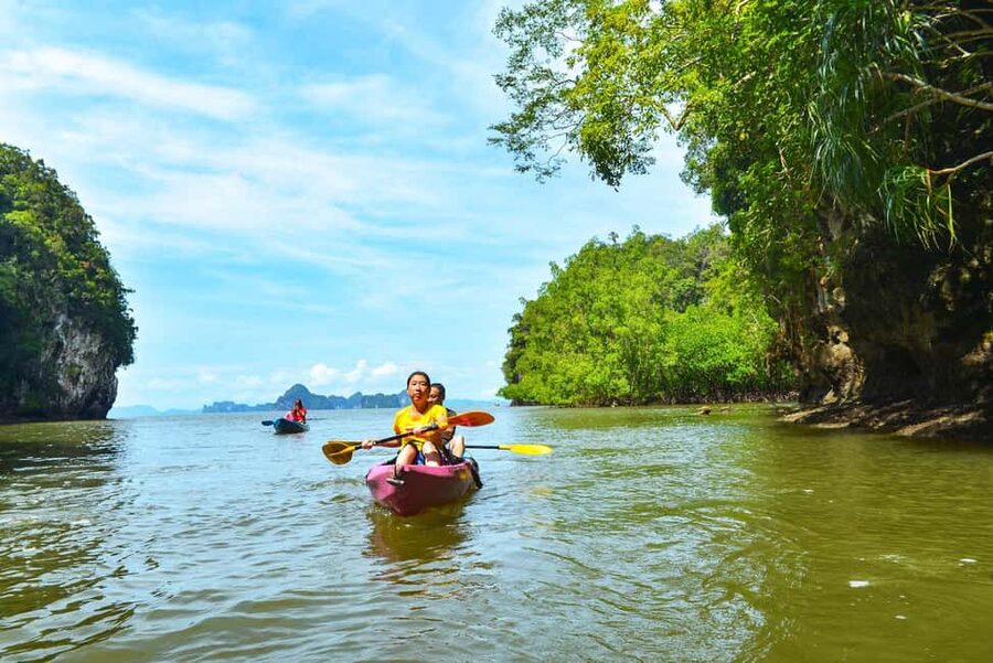 Krabi: Ao Thalane Mangrove Kayaking with Extras - Who should book this experience?