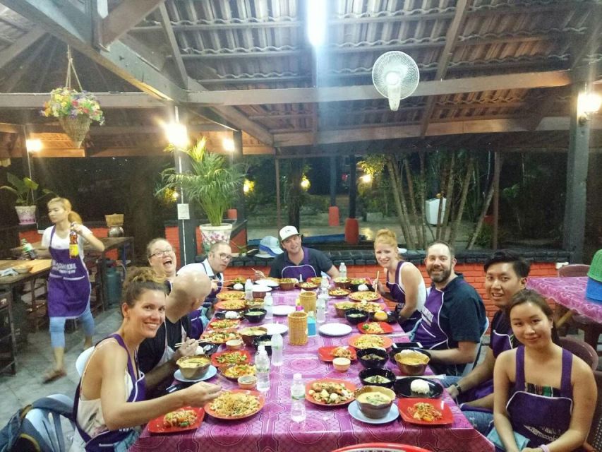 Krabi: Cooking Class at Thai Charm Cooking School with Meal - What the four-hour schedule feels like