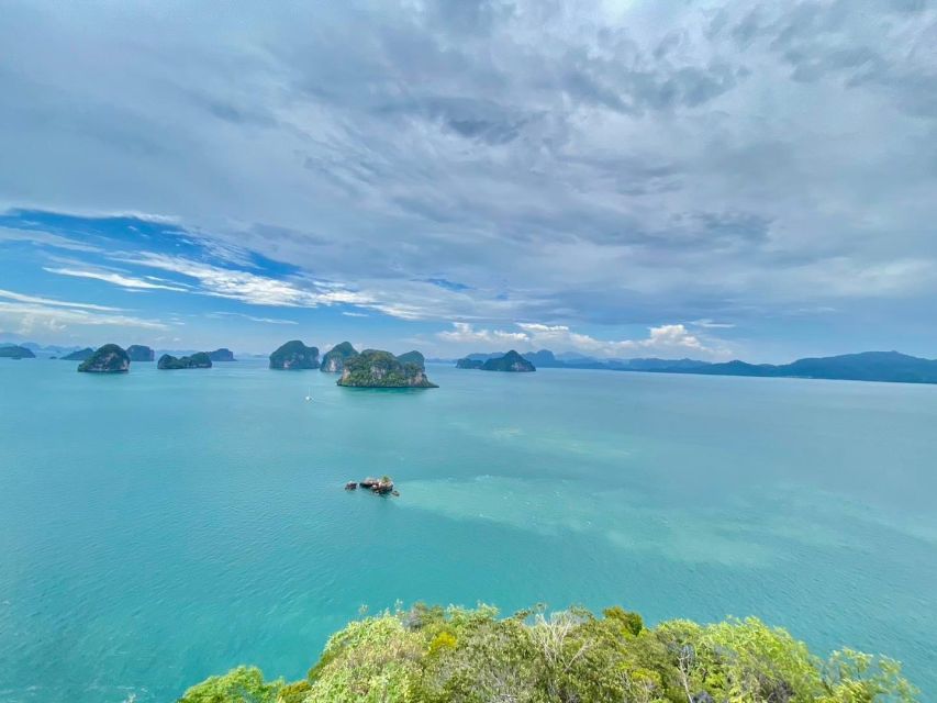 Krabi Hong Island Day Trip by Speed boat or Longtail Boat - Koh Daeng and the first snorkeling stop