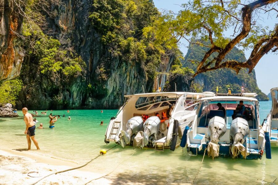 Krabi: Hong Island Day Trip by Speedboat with Thai Lunch - Hong Island beach, lunch, and free time
