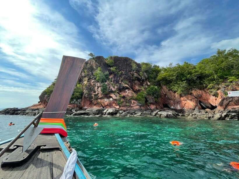 Krabi: Hong Island Longtail Boat & Kayak Tour w Buffet Lunch - Koh Daeng: An Open-Water Snorkeling Stop