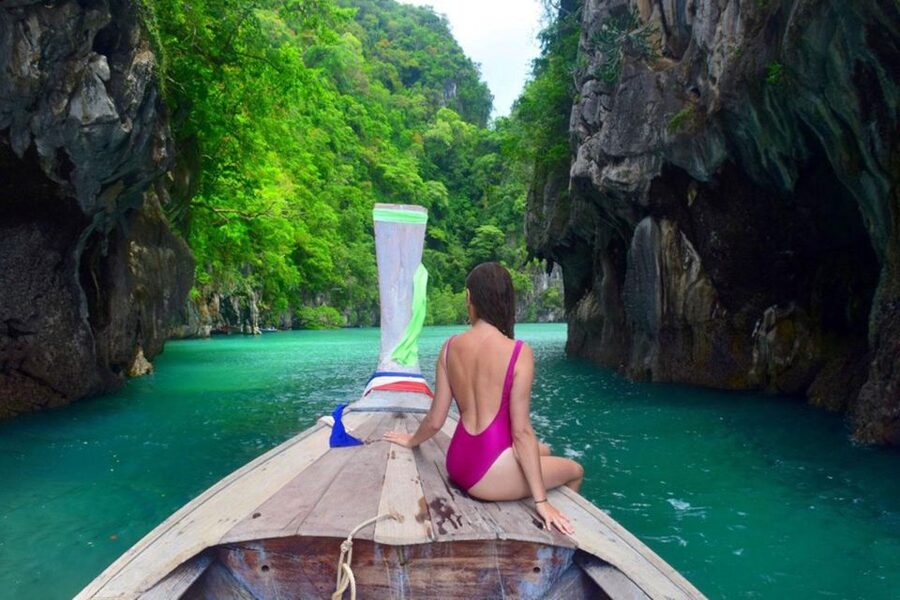 Krabi: Hong Islands Day Tour by Longtail Boat - Hong Lagoon, a short but memorable boat cruise
