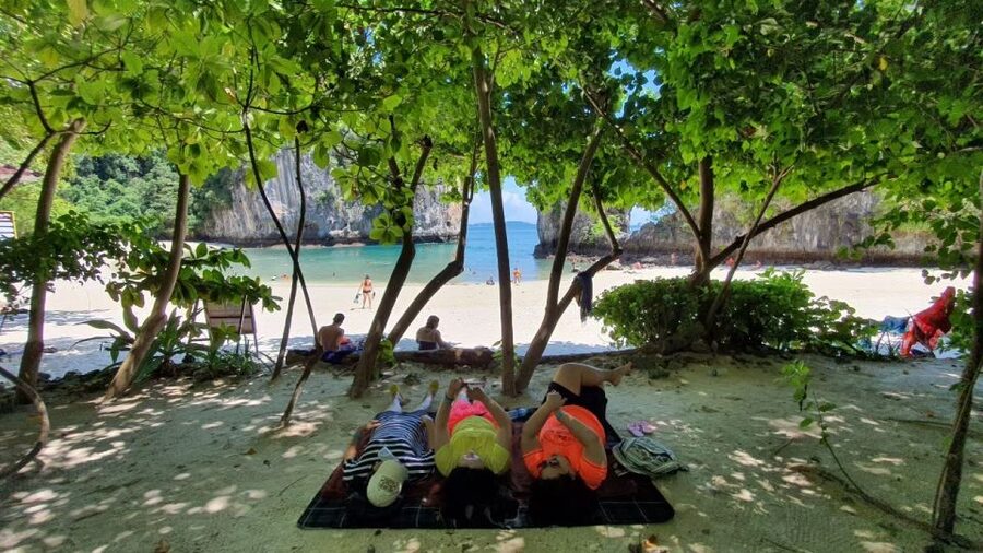 Krabi: Hong Islands Day Trip by Speedboat with Lunch - Key points to know before you go