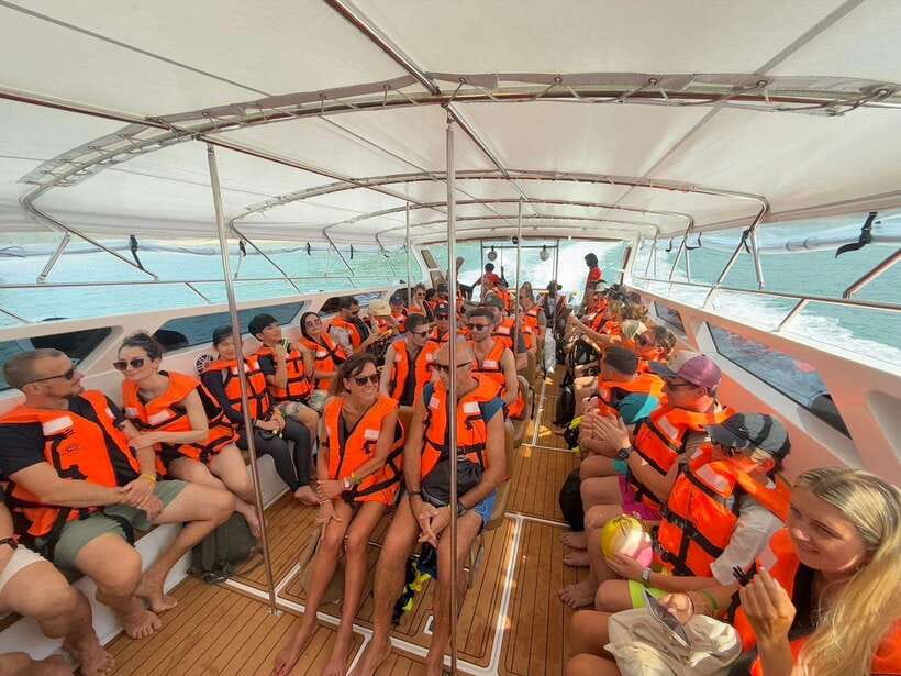 Krabi: Hong & Paradise Island Odyssey by Speedboat - Lunch on the beach, with useful dietary planning