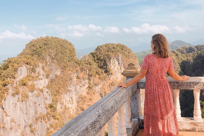 ️ Krabi Instagram Tour: The Most Famous Spots (Private & All-Inclusive) - Tiger Cave Temple: the day’s hardest physical stop