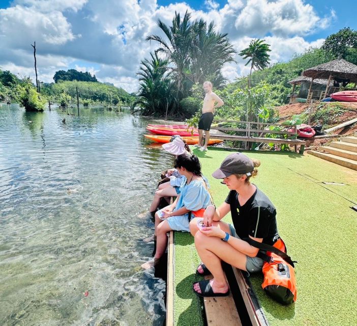 Krabi: Klong Root Kayaking Viewpoint,Fish Feeding and more - What happens from Ao Nang to the water