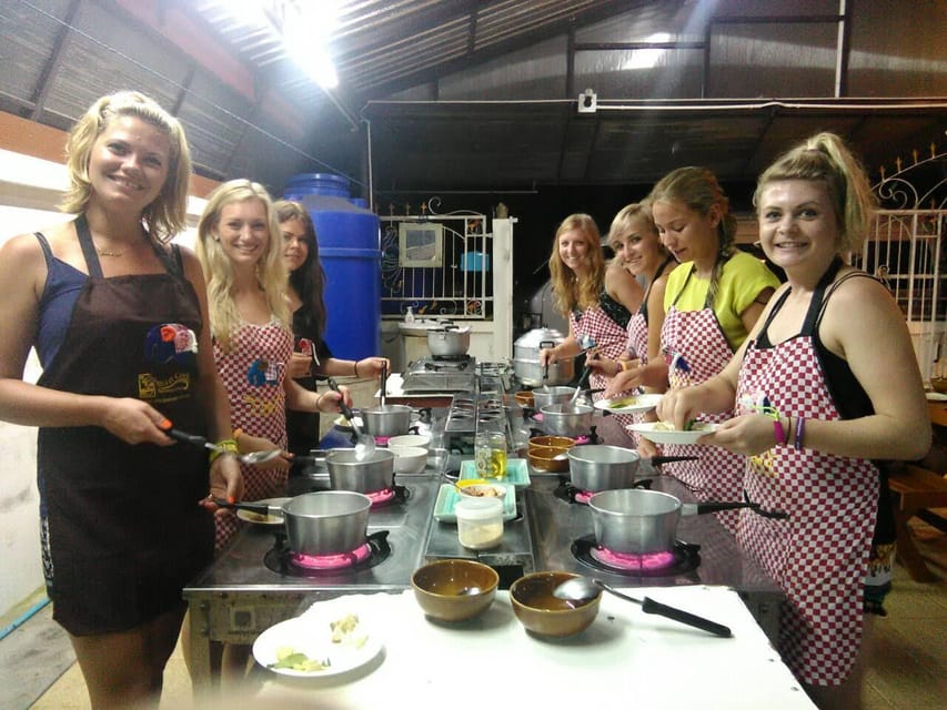 Krabi: Morning or Afternoon Culinary Adventure at Smart Cook - The morning or afternoon schedule