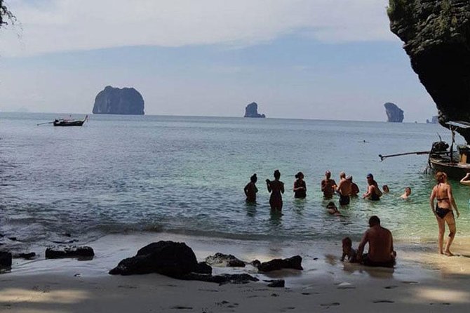 Krabi Nice Sea Snorkeling - Poda Island and two hours of beach time