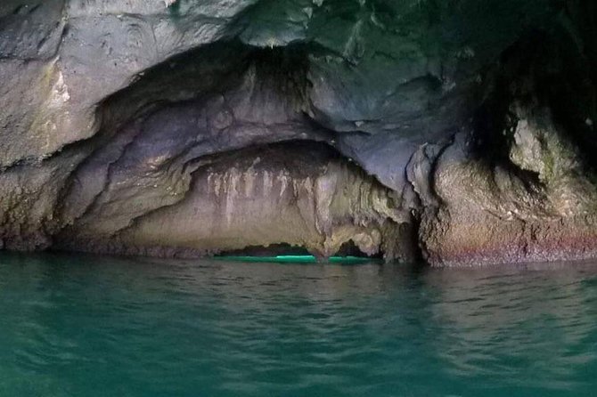 Krabi Nice Sea Snorkeling - Ko Mae Urai and the underwater passage