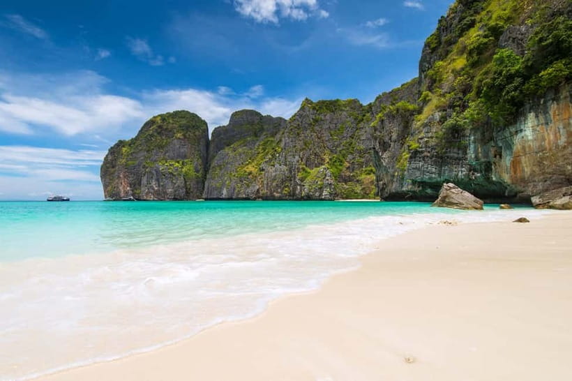 Krabi: One Day Phi Phi Island by speed boat ( Join ) - Crowds, comfort, and the speedboat tradeoff