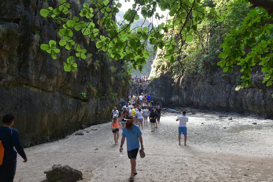 Krabi: Phi Phi Islands & Maya Bay Speedboat Tour with Lunch - Bamboo Island, the day’s best beach finish