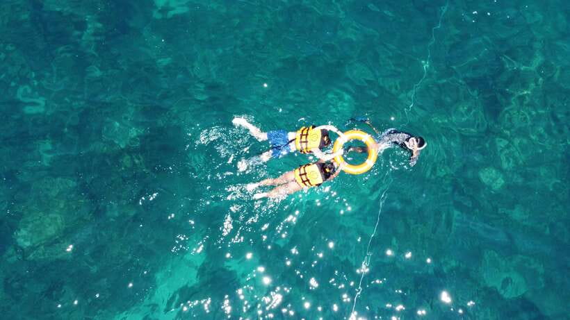 Krabi: Phi Phi Islands Speedboat Tour with Buffet Lunch - Lunch at Phi Phi Don