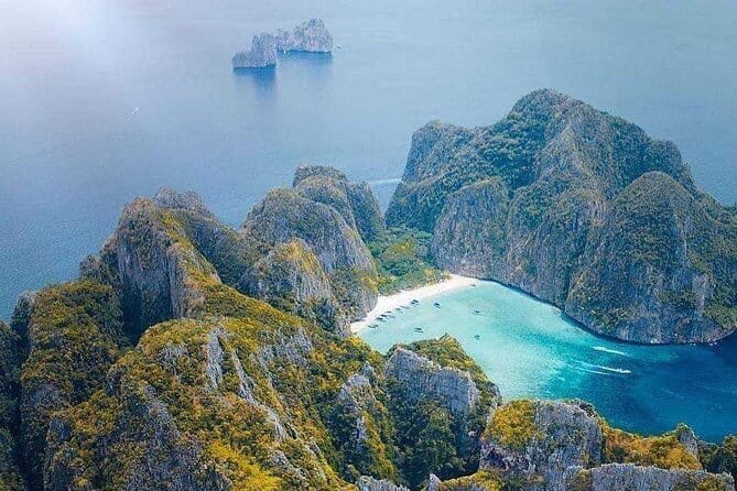 Krabi: Phi Phi, Maya Bay, Bamboo Island Speedboat Tour with Lunch - Pileh Bay and Phi Phi Leh snorkeling