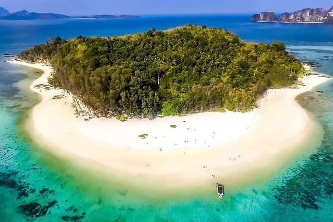 Krabi: Phi Phi, Maya Bay, Bamboo Island Speedboat Tour with Lunch - The 45-minute run to Phi Phi Leh