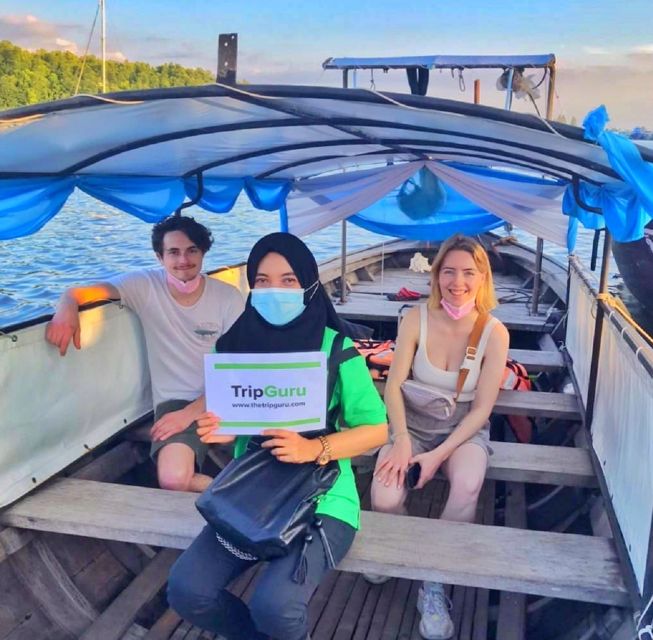 Krabi: Private Sunset Boat Trip and Night Market Tour - From your hotel to the Krabi River