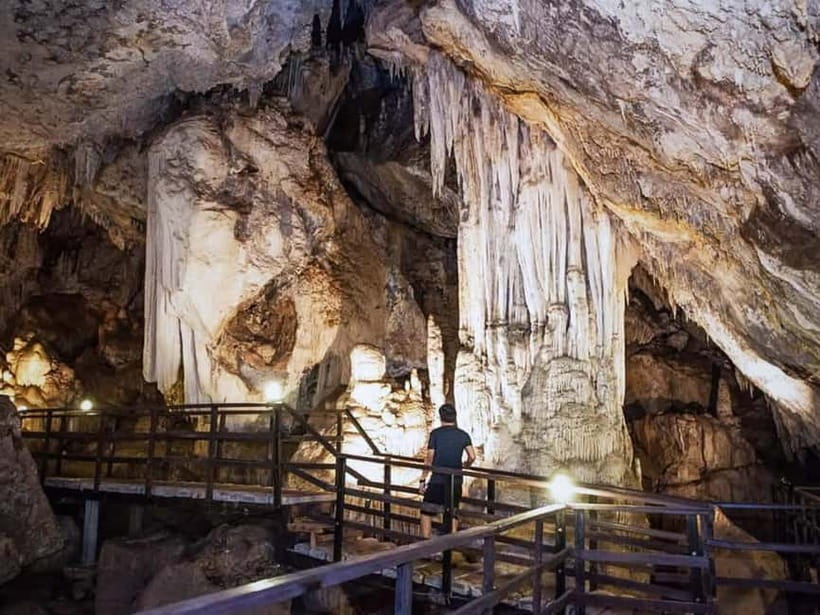 Krabi: Railay Phra Nang & Diamond Cave Sunset Plankton Tour - Who should book, and who should skip it