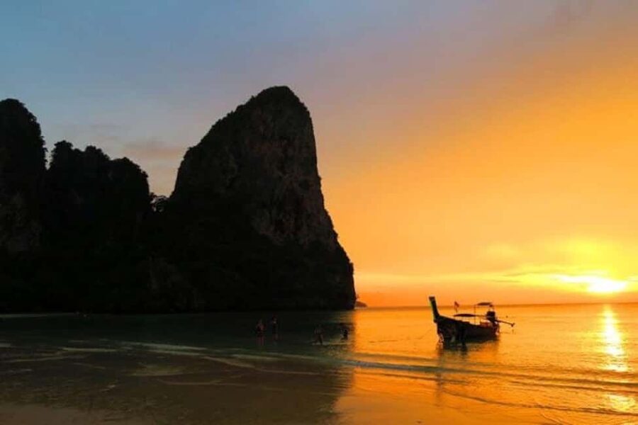 Krabi: Railay Sunset and Bioluminescent Plankton Tour - Railay Beach before sunset
