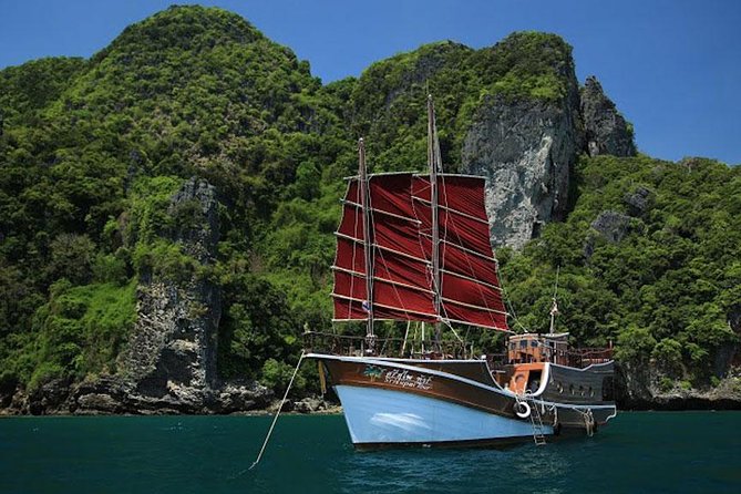 Krabi Romantic Sunset Cruise with BBQ Seafood Dinner by Krabi Sea Cruise - Koh Poda adds another full swimming stop