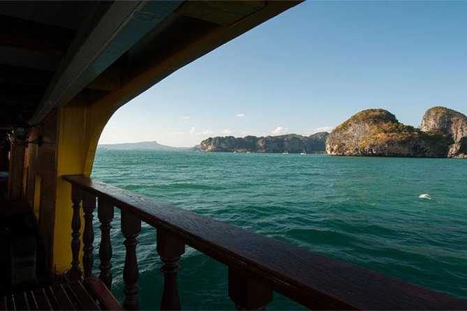 Krabi Romantic Sunset Cruise with BBQ Seafood Dinner by Krabi Sea Cruise - The food, service, and onboard comfort