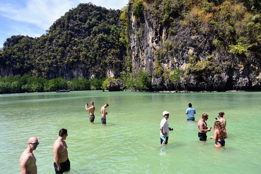 Krabi's Hong Island Speed Boat Blast with 360° Viewpoint - The 360-degree viewpoint and its 30-minute hike