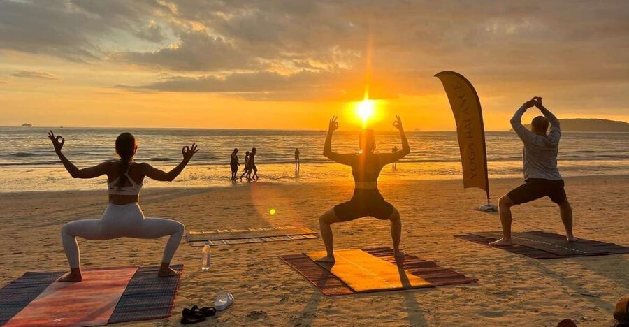 Krabi: Sunset Yoga Balance Join-in Class - Sunset yoga in Krabi, with the sea as your backdrop