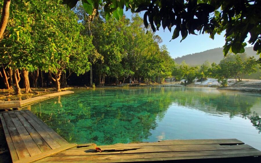 Krabi: Tiger Cave, Hot Springs and Emerald Pool Jungle Tour - What to pack for a comfortable day