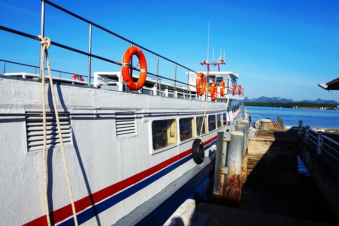 Krabi to Koh Phi Phi By Ferry Include Pickup Transfer - The boat ride across to Phi Phi Don