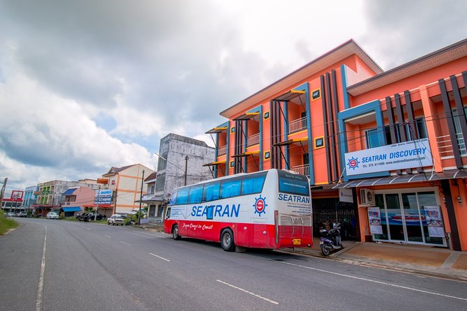 Krabi To Koh Tao(Tao Island) by Bus and Ferry - Changing from road to catamaran