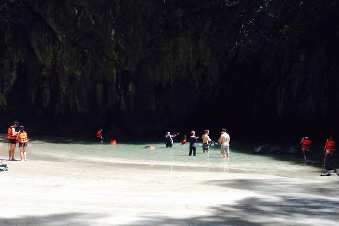 Lanta 4 Islands tour (Longtail boat) - Ko Maa offers a second chance to snorkel