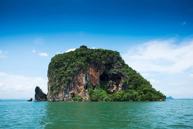 Lanta Mangrove Tour with Sea Cave Kayaking at Koh Talabeng - Meeting your guide at Thung Yee Peng Pier