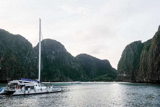 Maya Bay Sleep aboard Tour From Phi Phi - Sunrise, breakfast, and Monkey Beach