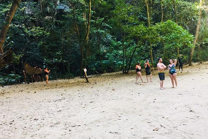 Oneday Tour 4 Islands and Emerald Cave By Tin Adventure Sea Tour from Koh Lanta - Lunch, equipment, and the practical value of the package