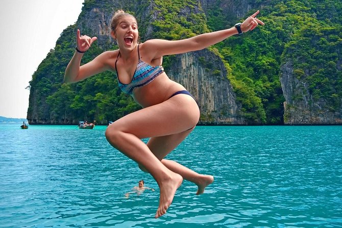 Phi Phi Early Bird & 4 Islands - Day Tour by Speedboat From Krabi - Bamboo Island lunch on a powdery beach