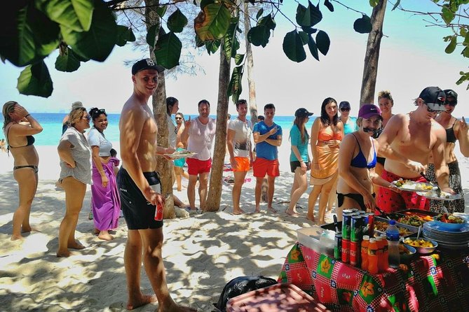 Phi Phi Early Bird & 4 Islands - Day Tour by Speedboat From Krabi - Food, drinks, and the small comforts