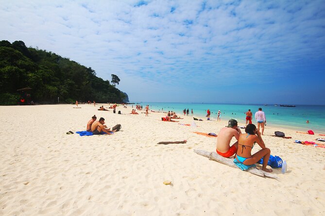 Phi Phi Island Tour from Koh Lanta–Speedboat, Snorkeling&Maya Bay - Saladan Pier and the 50 minute crossing