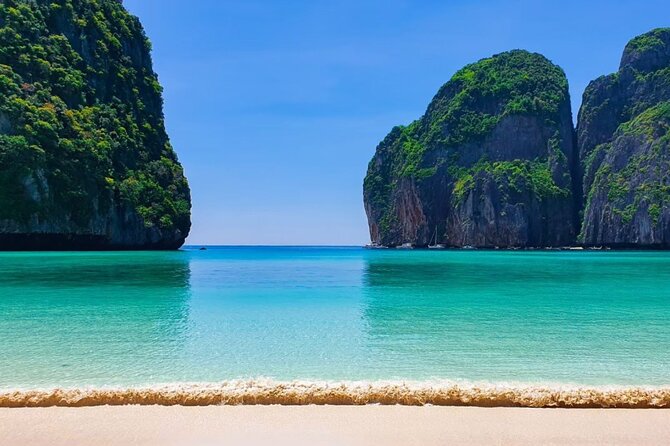 Phi Phi Islands Speedboat Tour Adventure from Krabi - The speedboat ride to Phi Phi Leh