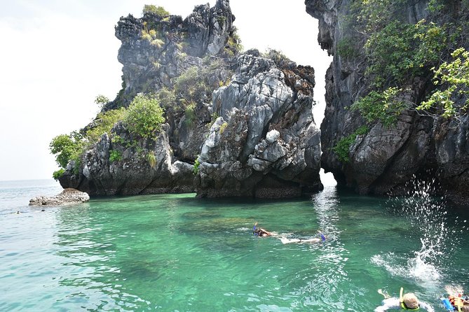 Private 4 Island Speed Boat Tour from Krabi - Poda Island for lunch and a longer beach break