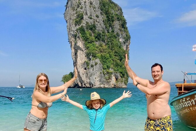 Private Longtail Boat Tour to 4 Islands - Chicken Island for coral and snorkeling